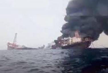 انفجار ناقلة نفط قرب ميناء خور الزبير بالعراق