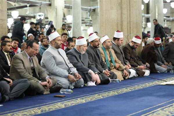 *رمضان مدرسةً إيمانية يتعلّم فيها المسلم معاني الإخلاص والتقوى*