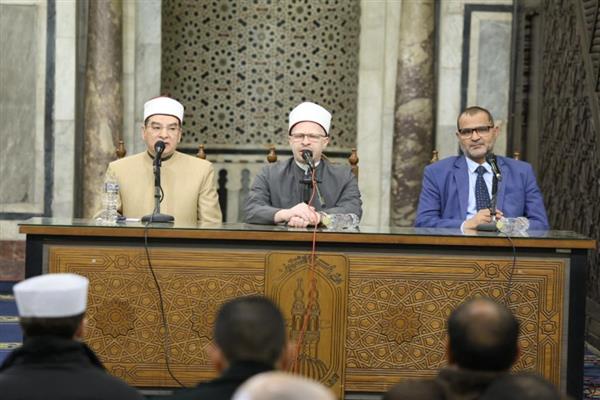 في الليلة السابعة عشر من رمضان.. ملتقى الأزهر يناقش "الحفاظ على الهوية– رؤية إسلامية"
