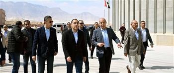   رئيس الوزراء يتابع تخزين القمح بالسويس