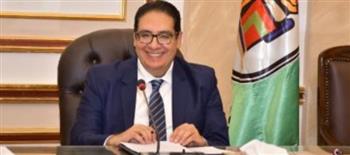   رئيس جامعة القاهرة يستعرض أنشطة مركز اللغات