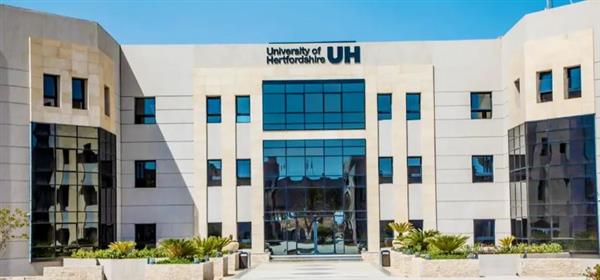 جامعة العاصمة تنظم ندوة «دور الإعلام في تعزيز القيم الروحية خلال رمضان» بمشاركة نادية عمارة