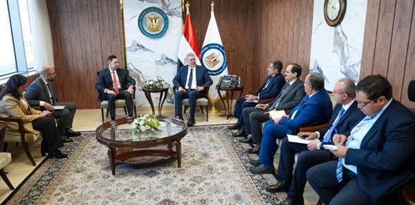 وزير البترول يبحث مع شركة هاربر إنرجي تطورات زيادة إنتاج الغاز في حقل دسوق