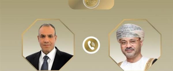وزير الخارجية يبحث مع نظيره العماني تداعيات المواجهات العسكرية بالمنطقة