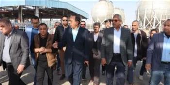   محافظ سوهاج: لن نسمح بأى محاولة احتكار سلع.. وسنردع المخالفين