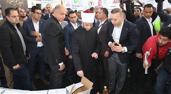 وزير الأوقاف يشيد بإسهامات مؤسسة أبو حته في دعم العمل الخيري