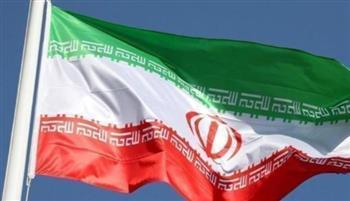 مسؤول إيراني: توقف توزيع الوقود في طهران مؤقتا