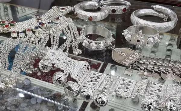 ارتفاع ملحوظ في أسعار الفضة بالأسواق