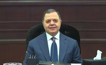   وزير الداخلية يهنئ القيادة العسكرية بيوم الشهيد ويؤكد تقدير الشهداء