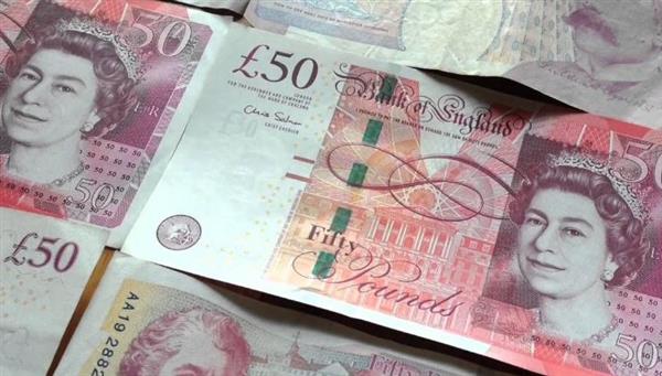 سعر الجنيه الإسترليني اليوم في مصر.. هل الوقت مناسب للتحويل؟