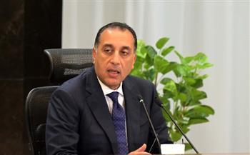 رئيس الوزراء: زيادة استثنائية للمعلمين والعاملين بقطاع الصحة