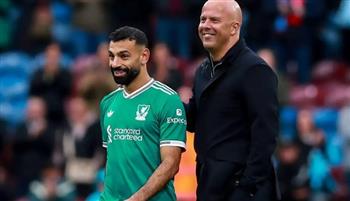   سلوت يُشيد بـ محمد صلاح.. سيغادر من الباب الكبير كأحد أساطير ليفربول