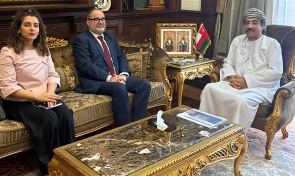 سفير عُمان بالقاهرة يؤكد التزام السلطنة بدعم "الأونروا" سياسياً ومالياً