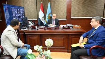   محافظ الغربية يجتمع مع مسؤولي التأمين الصحي والمصرية للاتصالات لتحسين مستوى الخدمات