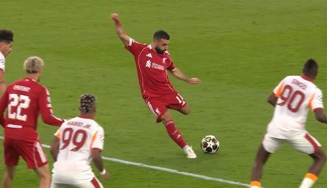 محمد صلاح يتوج بجائزة أفضل هدف في ليفربول عن شهر مارس