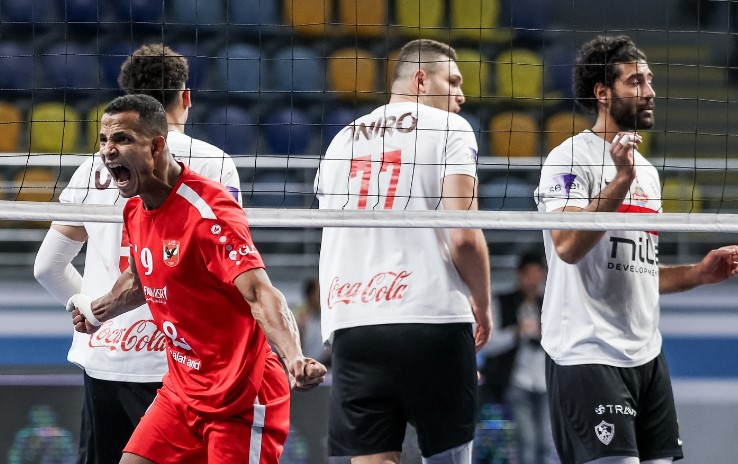 الأهلي يهزم الزمالك ويتوج ببطولة كأس مصر لرجال الطائرة