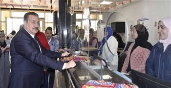   محافظ بورسعيد يشيد بجهود المركز التكنولوجي لخدمة المواطنين في سرعة الاستجابة للشكاوى  