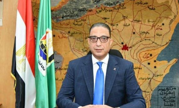 محافظ الجيزة يهنئ قداسة البابا تواضروس الثاني بعيد القيامة المجيد