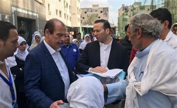 نائب وزير الصحة يتفقد المنشآت الطبية بالبحيرة ويوصي بصرف مكافآت للمتميزين