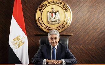 وزير السياحة والآثار يُهنئ قداسة البابا تواضروس الثاني بعيد القيامة