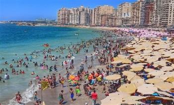 لهذا السبب.. محافظ الإسكندرية يحذر من النزول إلى 27 شاطئ