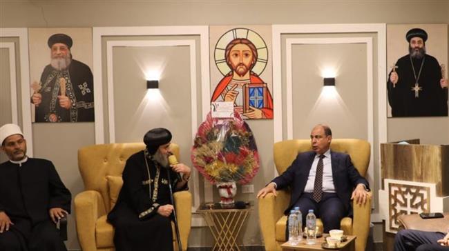 لليوم الثاني على التوالي .. محافظ المنيا يواصل جولاته للتهنئة بعيد القيامة