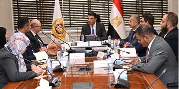   وزير الصناعة يبحث مع مجموعة سان جوبان خطط التوسع في مصر وتعزيز الاستثمارات في مواد البناء