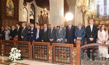   وزير العمل يشارك في قداس عيد القيامة المجيد بالكاتدرائية المرقسية 