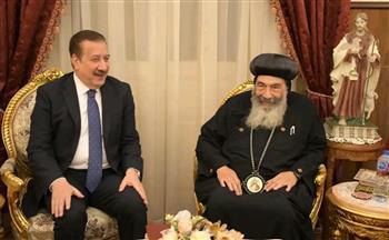 محافظ بورسعيد يزور "الكاتدرائية" ويقدم التهنئة للأنبا تادرس مطران والأخوة الأقباط