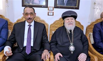   محافظ سوهاج يزور المطرانيات لتقديم التهنئة للأخوة الأقباط بمناسبة عيد القيامة المجيد
