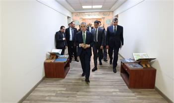   تطبيقا للعمل عن بُعد .. وزير العدل يباشر مهامه من مركز الدراسات