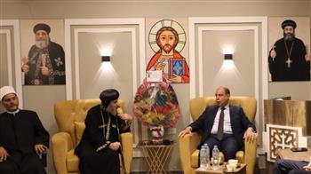   لليوم الثاني على التوالي .. محافظ المنيا يواصل جولاته للتهنئة بعيد القيامة