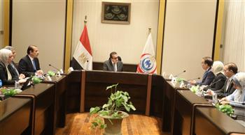   وزير الصحة يبحث مستجدات مدينة اللقاحات 
