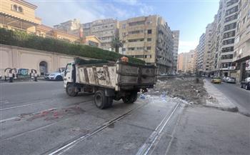   محافظ الإسكندرية يوجه برفع مخلفات حرم الترام من فيكتوريا حتى محطة الرمل