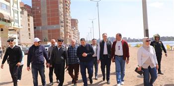   محافظ دمياط يتفقد منطقة الدعايم 