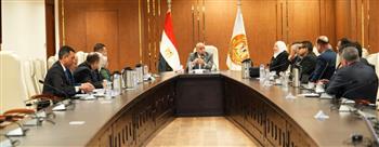   وزير العمل يلتقي نواب الشعب:  خدمة المواطن بشكل لائق وكريم هدفنا المشترك