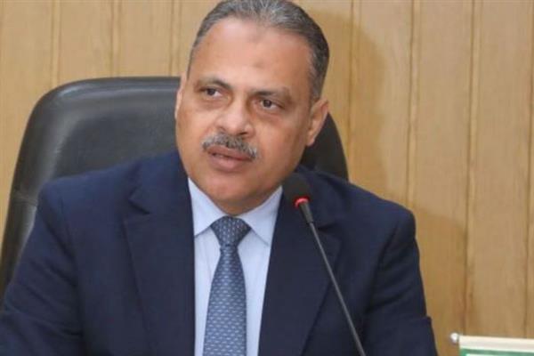 محافظ الشرقية يناشد المواطنين بالإستفادة من التسهيلات التى تقدمها الدولة بطلبات التصالح