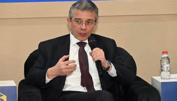الجمارك : مكافحة التهرب الجمركي والتجارة غير المشروعة أولوية استراتيجية للدولة