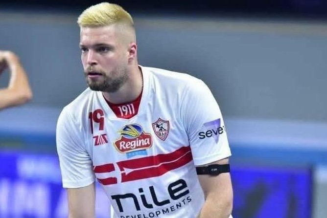 "زوجتي تدفع إيجار شقتي".. ديميتري يمنح الزمالك مهلة قبل الشكوى للفيفا