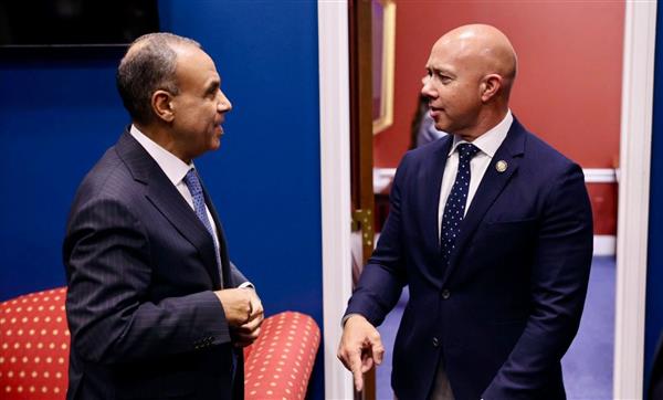 وزير الخارجية يلتقي رئيس لجنة الشئون الخارجية بمجلس النواب الأمريكي