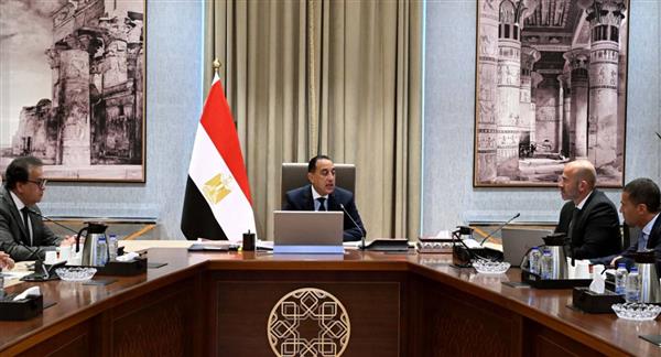 مدبولي يستعرض مقترحا لتنفيذ مشروع مدينة المستشفيات والمعاهد الطبية بالعاصمة الجديدة