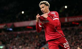   ليفربول يعلن نهاية موسم إيكيتيكي