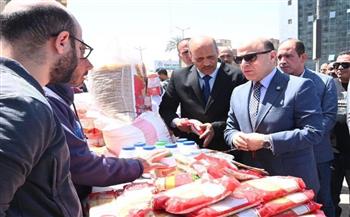   محافظ الغربية يتابع أسواق اليوم الواحد بكفر الزيات وبسيون ومركز طنطا وسمنود