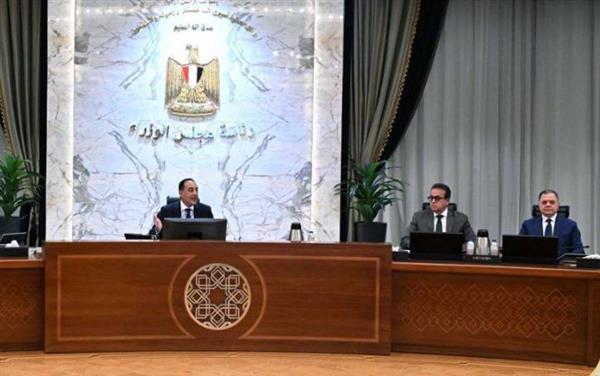 مجلس الوزراء يوافق على اتفاقية للبحث عن البترول فى عدد من المناطق