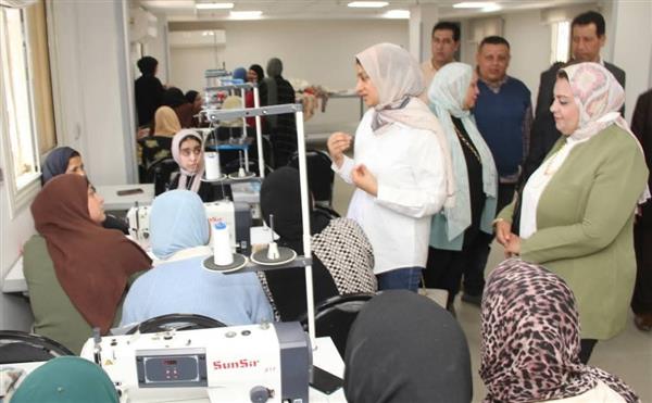 محافظ القليوبية يوجه بدعم المرأة المصرية والتمكين الاقتصادي لها