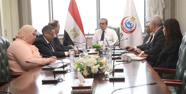وزير الصحة يراجع المقترح النهائي للمنصة الرقمية الداخلية لمتابعة المشروعات القومية