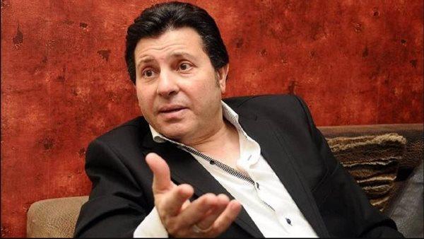 لحظات حرجة.. نزيف وتوقف عضلة القلب في إصابة هاني شاكر