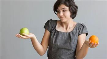   التفاح أم البرتقال؟.. أيهما الأفضل في طبقك اليومي؟