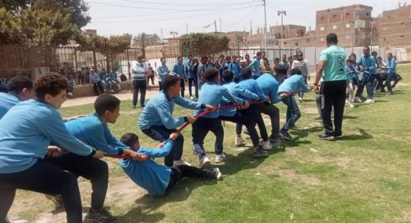 محافظ أسيوط يؤكد ضرورة إعداد جيل واعي