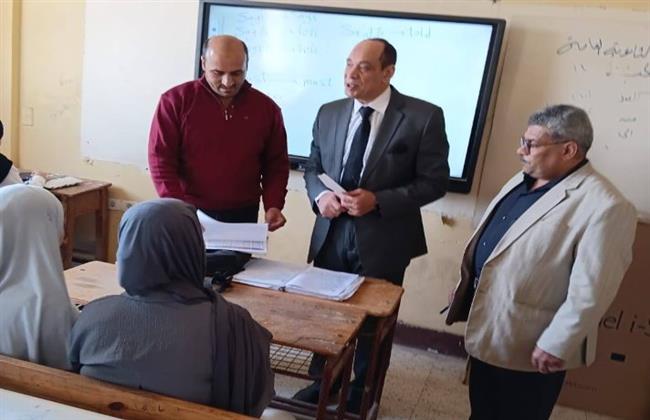 جولات مفاجئة بتعليم القليوبية.. إحالة مقصرين وإشادات بالمتميزين داخل مدارس الشموت